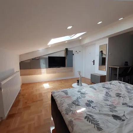 Heart Of The City Apartment