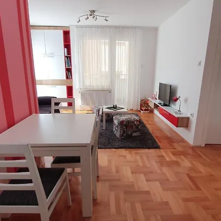 Heart Of The City Apartment Ni
