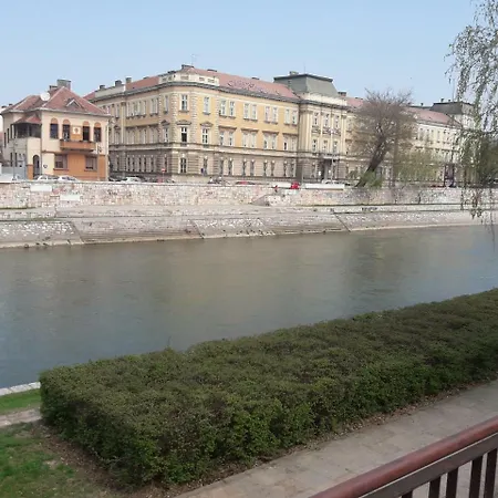 Heart Of The City Apartment *