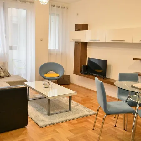 Heart Of The City Apartment *