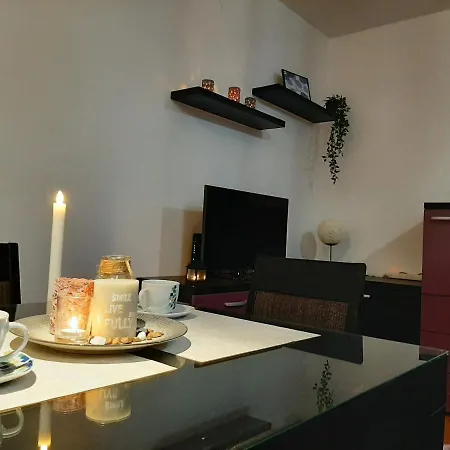 Heart Of The City Apartment